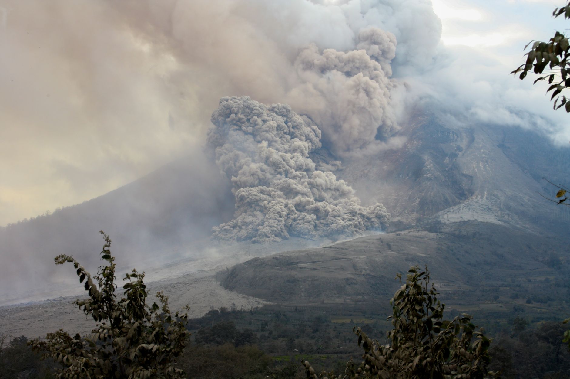 Is Volcanic Ash Spread Dangerous? Proven Safety Tips